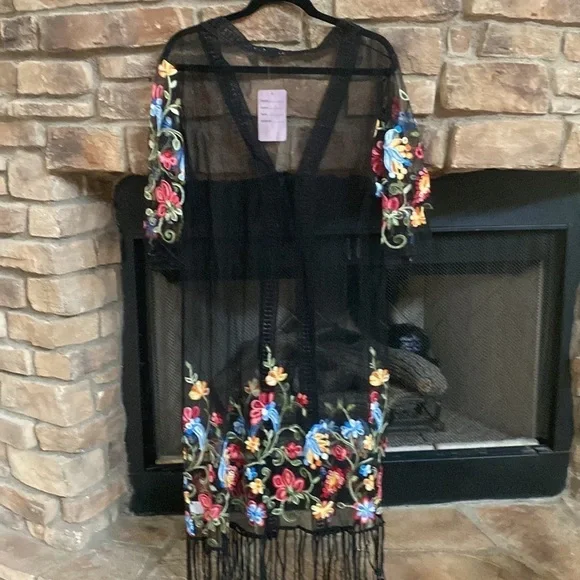 NWT long black swimsuit coverup/kimono with embroidered flower sleeves OS - Picture 2 of 6